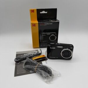 Kodak PIXPRO FZ43 4X Wide Black Digital Camera Bundle w/ Accessories - TESTED